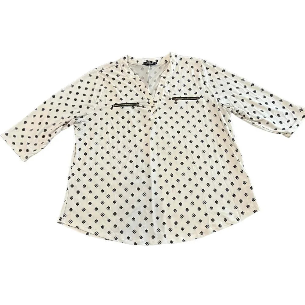 CURE Women's Size‎ 2XL - 3/4 Sleeves Printed Two Front Pockets Blouse